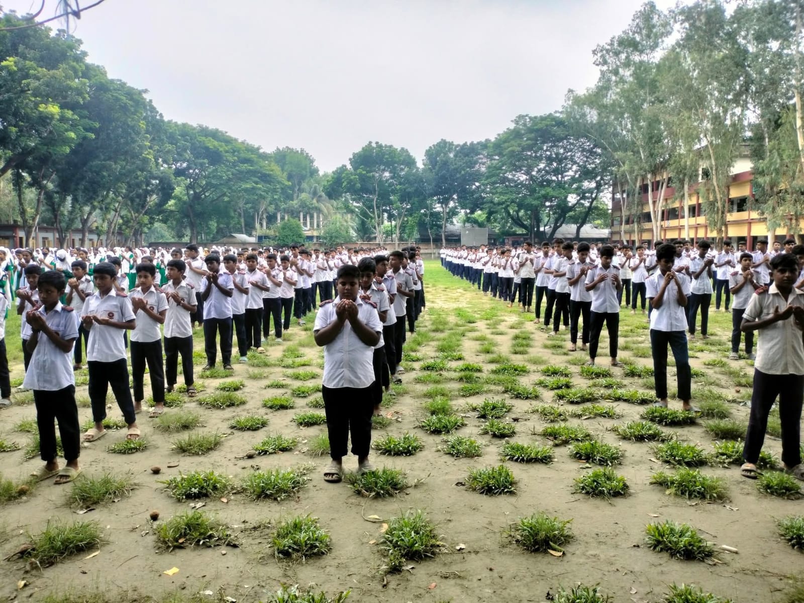 ভূঞাপুরে শিক্ষা প্রতিষ্ঠান গুলোতে বিশেষ দোয়া অনুষ্ঠিত 