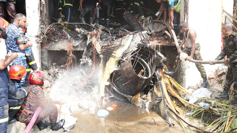   নিহতদের কবরের জন্য জায়গা নির্ধারণ করলেন প্রধান উপদেষ্টা
